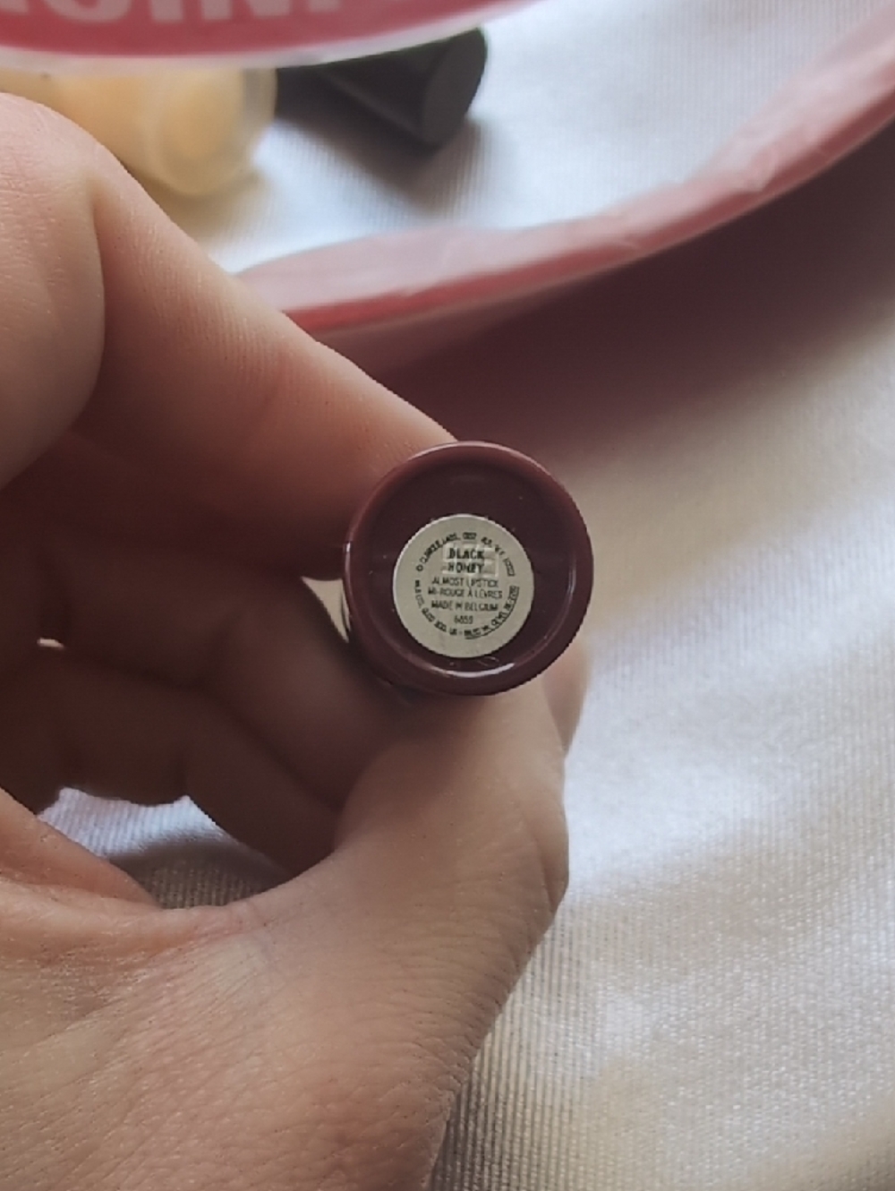 Clinique Metallic Silver Tote Plus Makeup - Picture 3 of 6